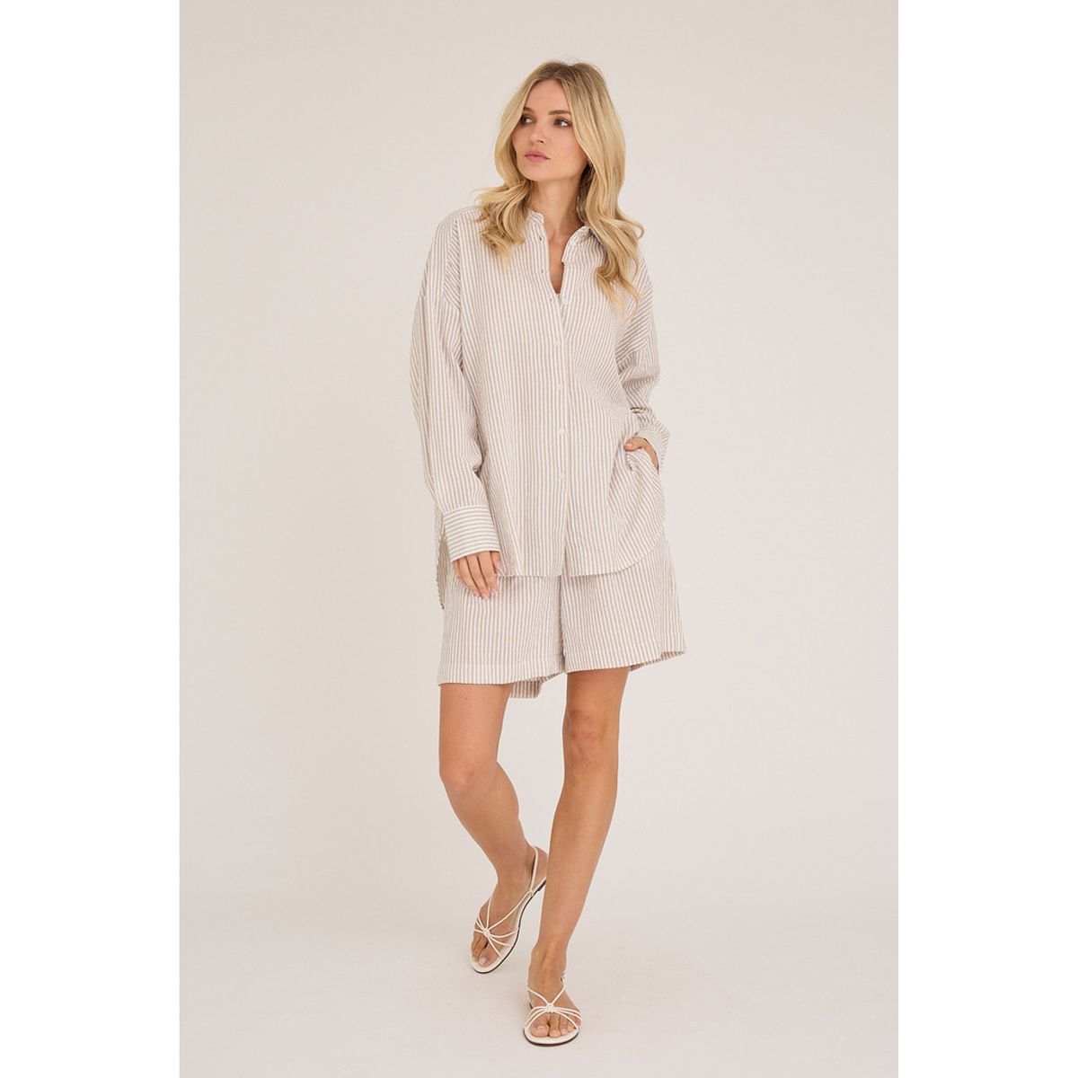 A-view Sonja New Shorts Sand White