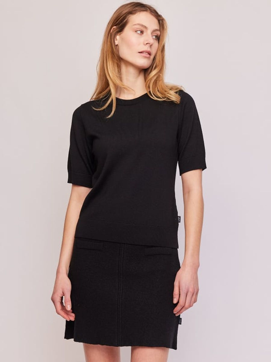 Ella and il Emmy Merino Top Black